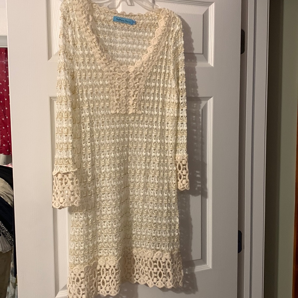 Swim coverup, gold and off white, size medium